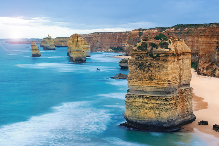 Great Ocean Road view of the 12 Apostles Shoreline