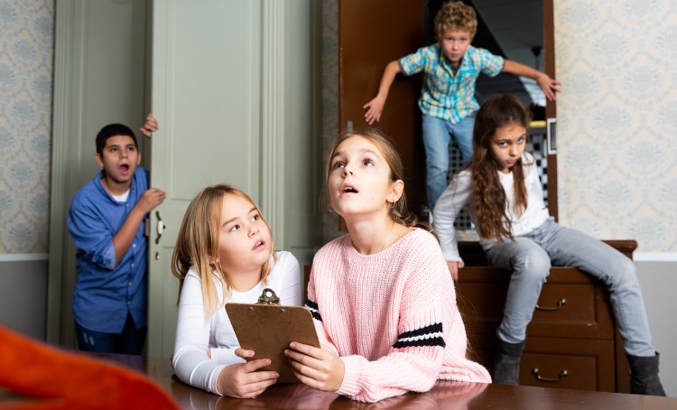 children are trying to find a way out of escape room