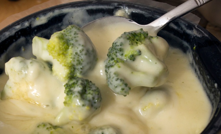 Broccoli with cheese sauce