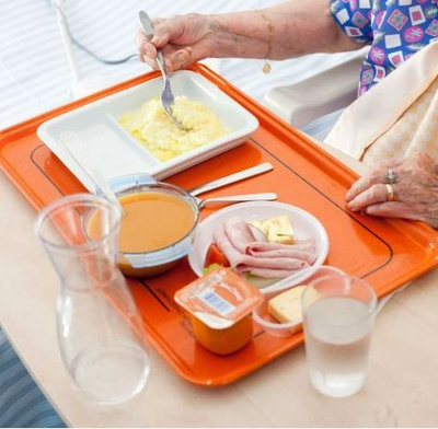 Tray with meals and drinks 